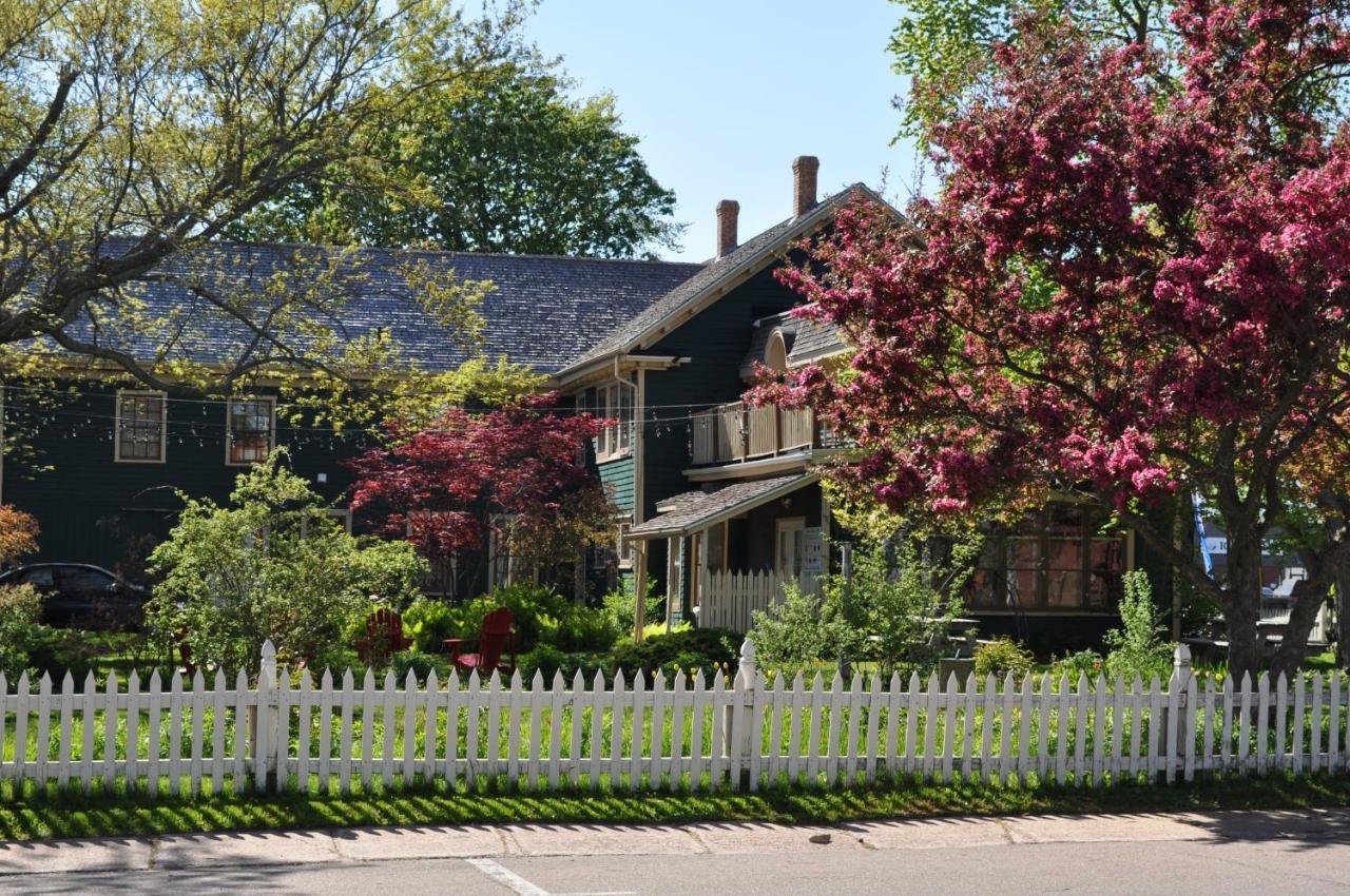 Holman'S Heritage Suites Summerside Kültér fotó